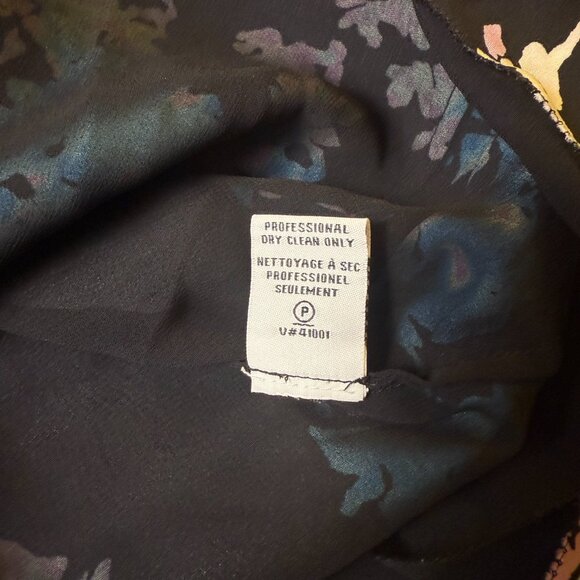 Diane von Furstenberg | Size M | Lexi Top in Floral Daze - Picture 9 of 12